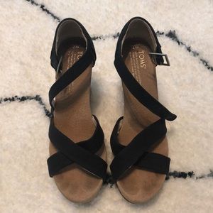 Toms Wedges